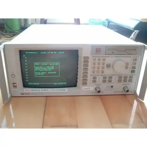 Agilent 8713C Network Analyzer, frequency range 300 kHz to 3 GHz