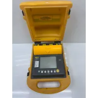 Fluke 1550B Digital Megohmmeter