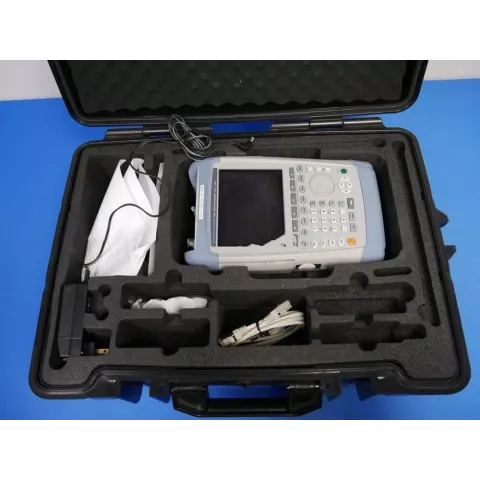 Rohde & Schwarz FSH8 Signal and Spectrum Analyzer Rohde & Schwarz FSH8 Signal and Spectrum Analyzer