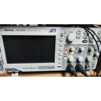 Tektronix TBS1052B Digital Oscilloscope