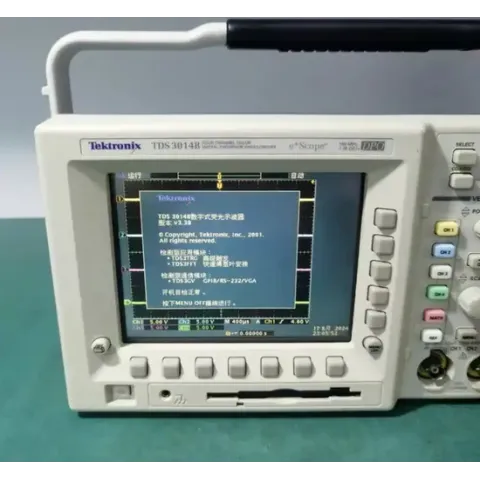 Tektronix TDS3014B Digital Phosphor Oscillator