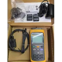 Fluke Calibration 1523 Portable Reference Thermometer